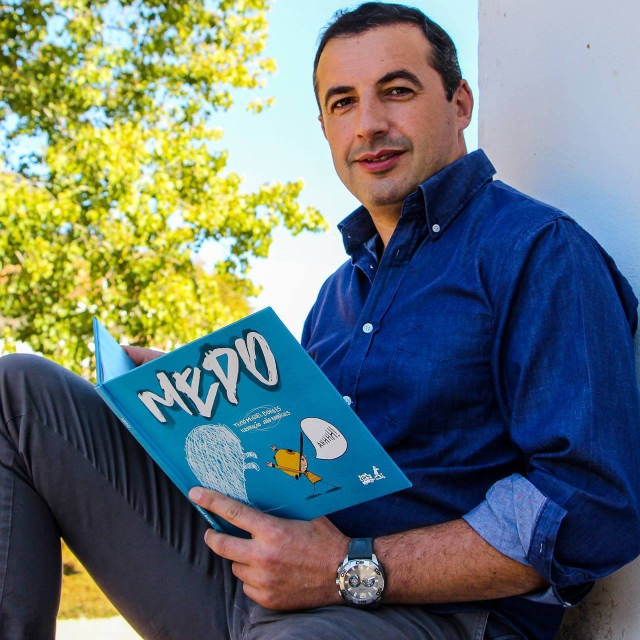 Escritor Miguel Borges nas escolas de Barcelos