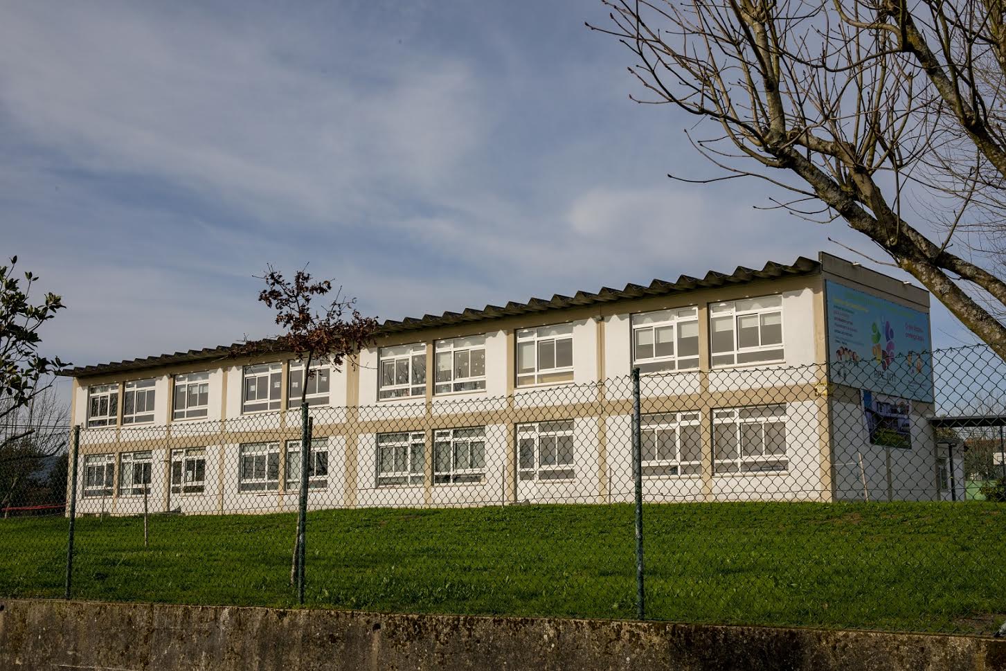 Escola Básica de Carapeços 